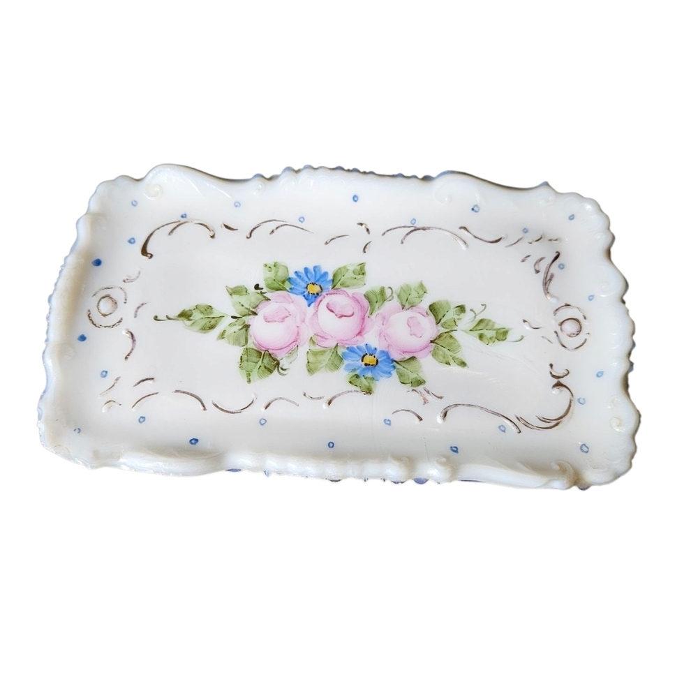 Vintage Milk Glass Soap Dish / trinket Dish Floral Pattern.